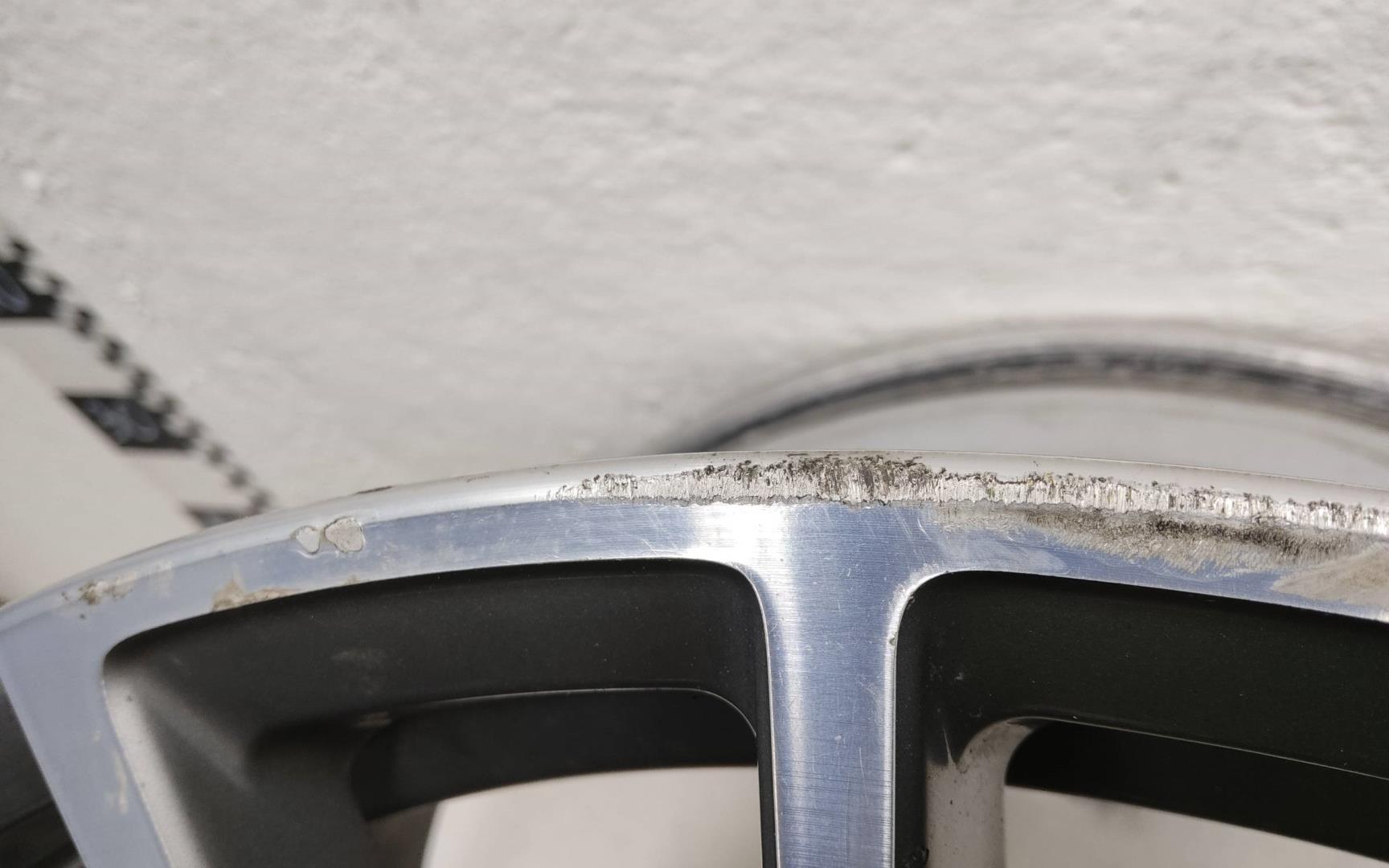 Диск колесный литой легкий сплав