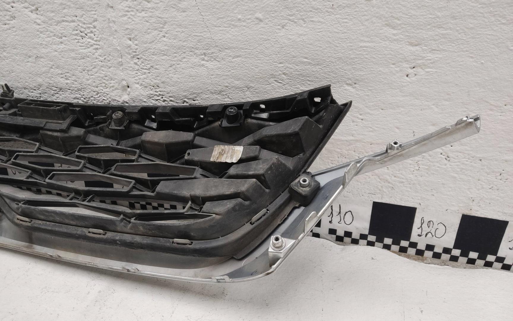 Решетка радиатора