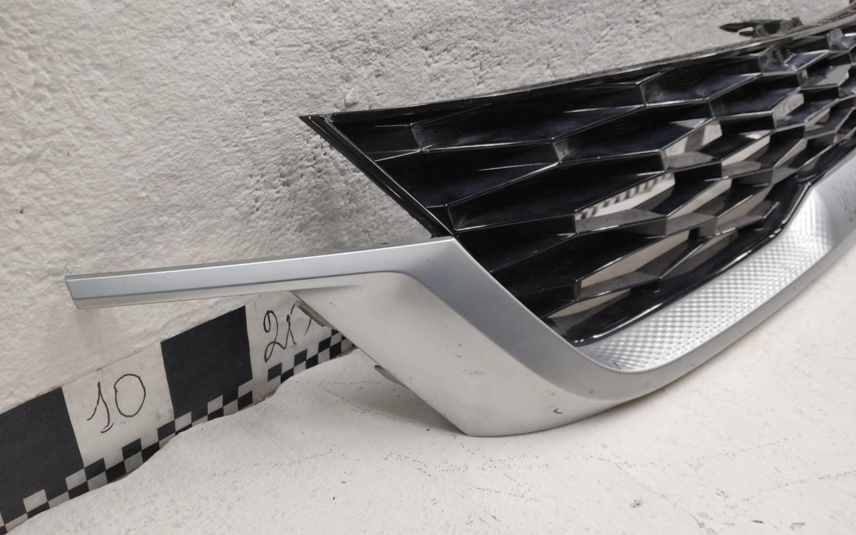 Решетка радиатора