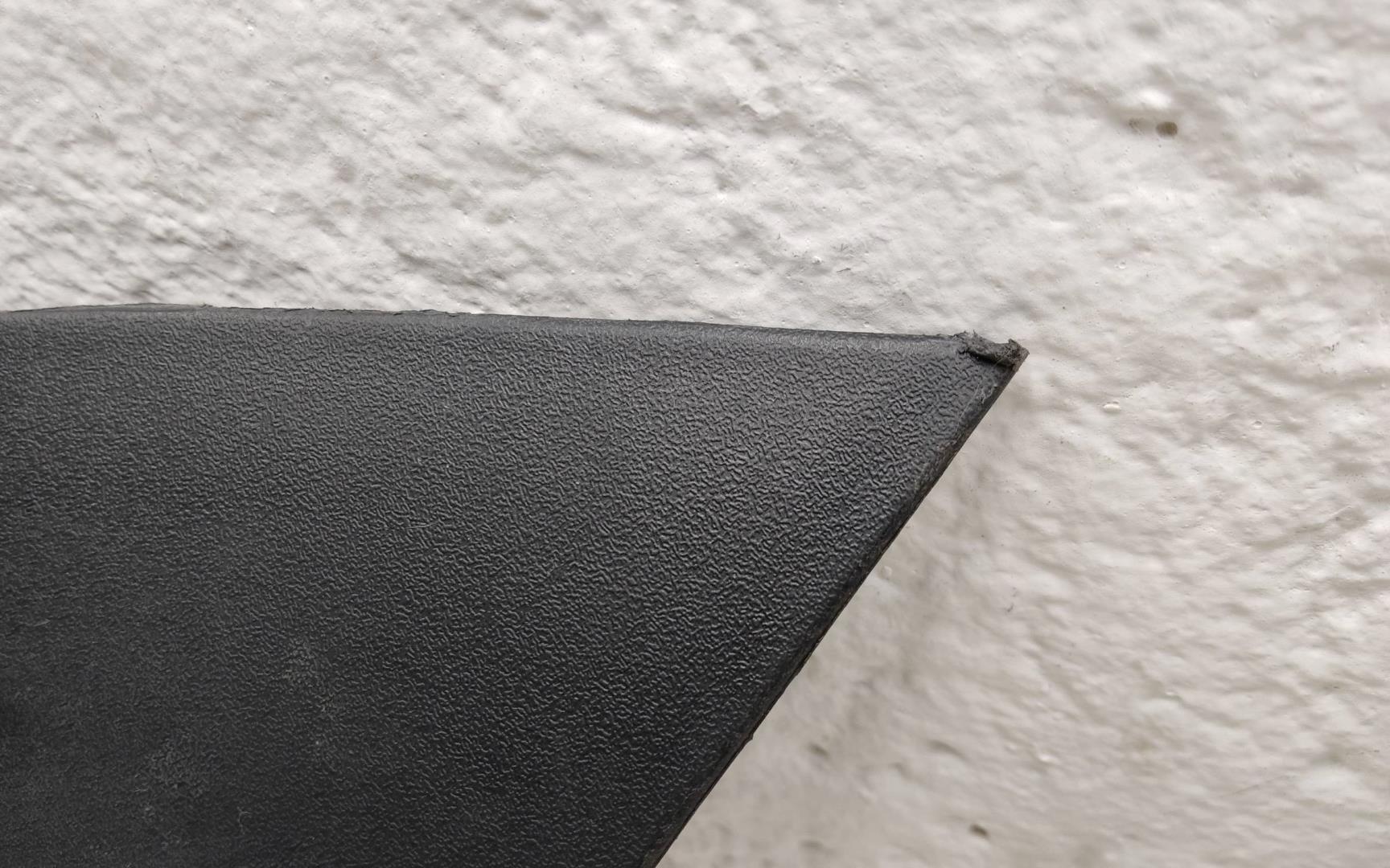 Накладка двери задней левой