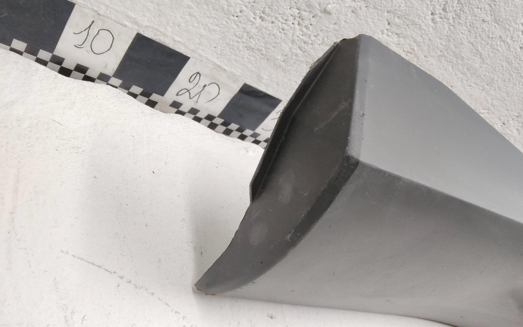 Накладка двери задней левой