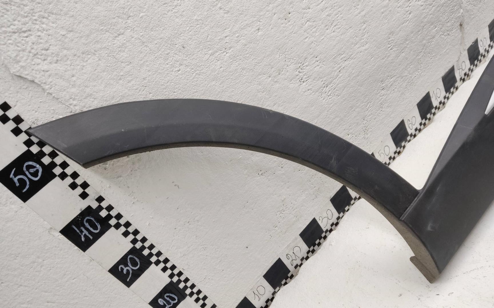 Накладка двери задней правой