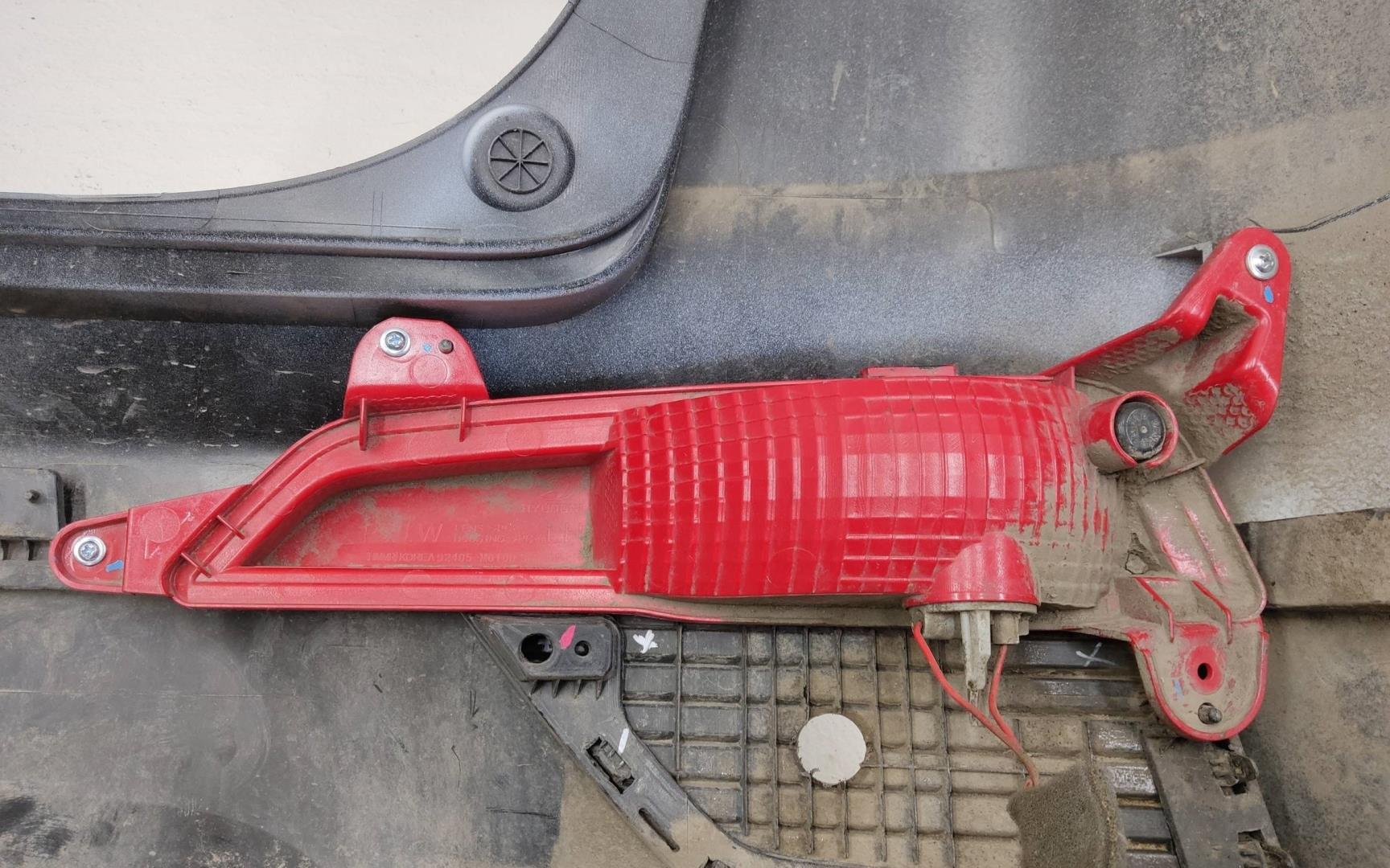 Бампер задний