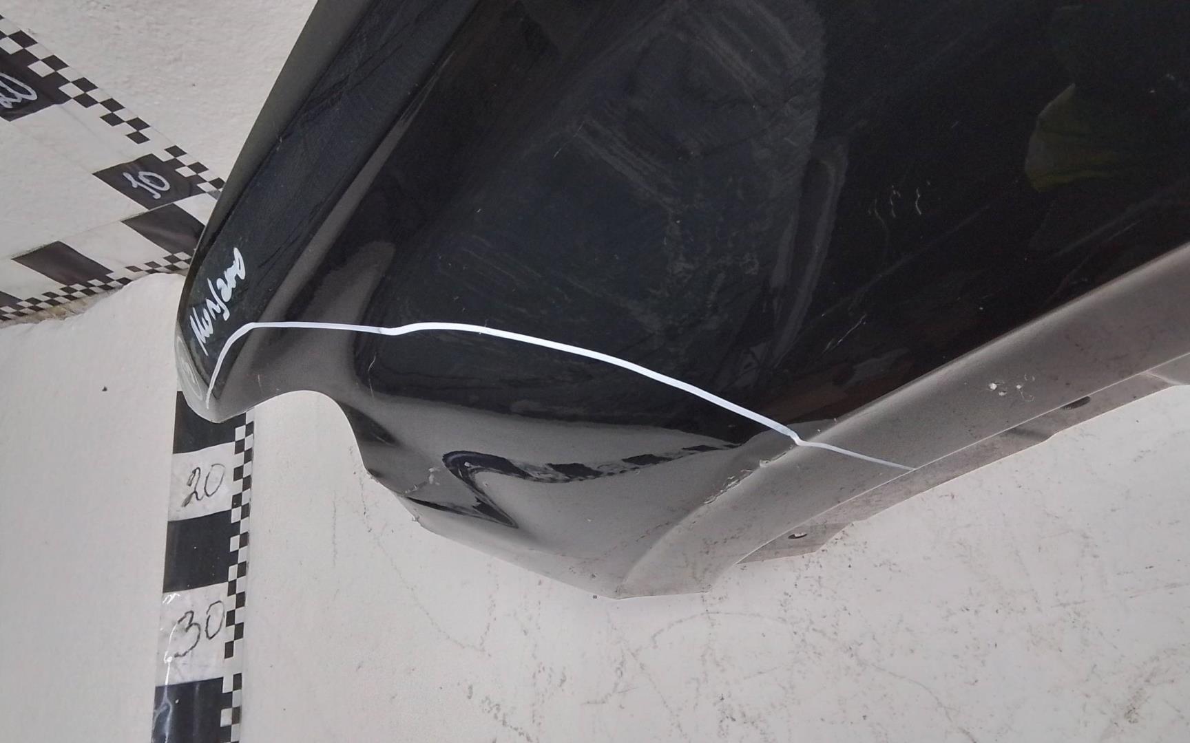 Крыло переднее левое