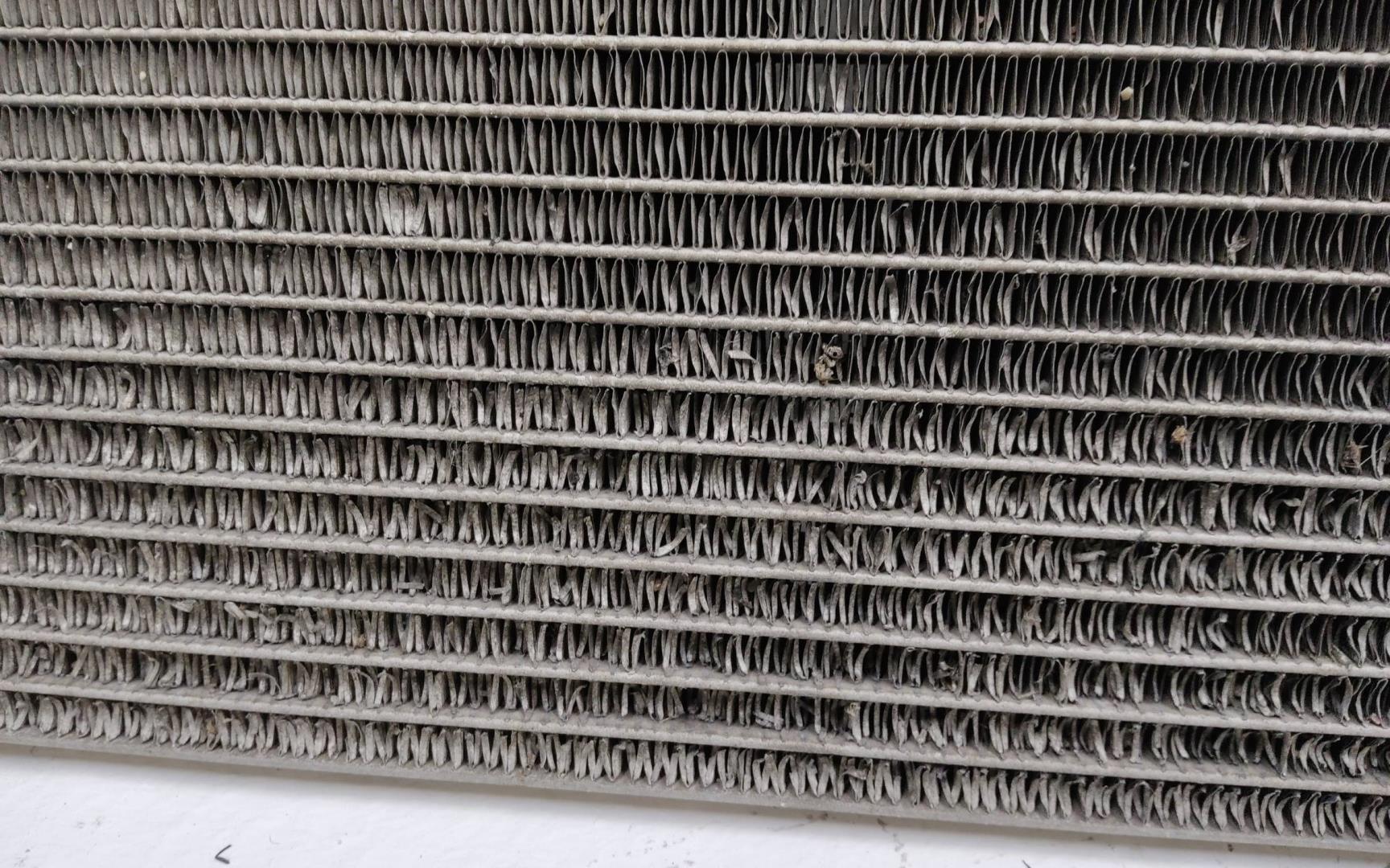 Радиатор кондиционера / конденсер