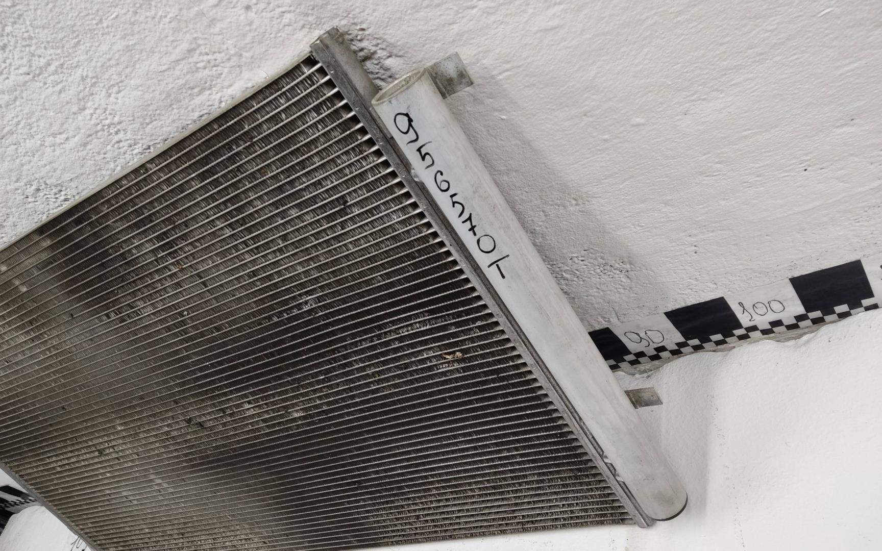 Радиатор кондиционера / конденсер