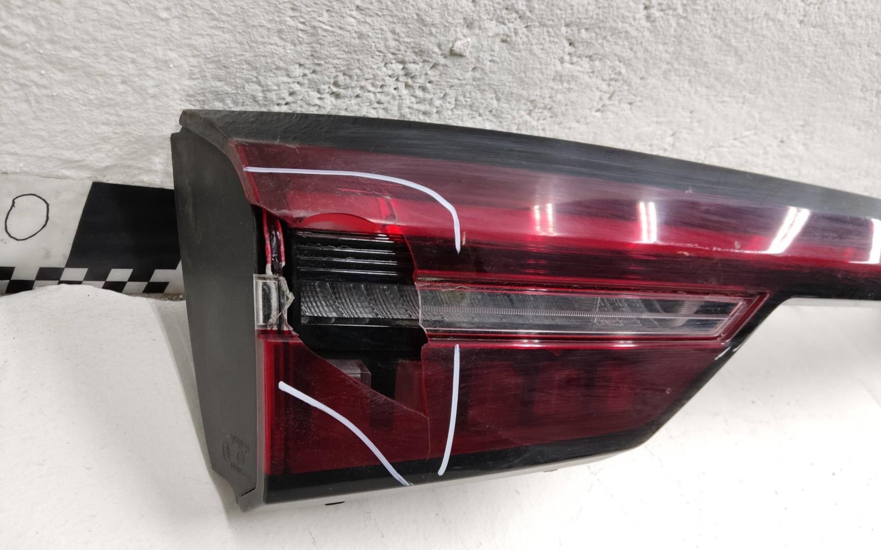 Фонарь задний