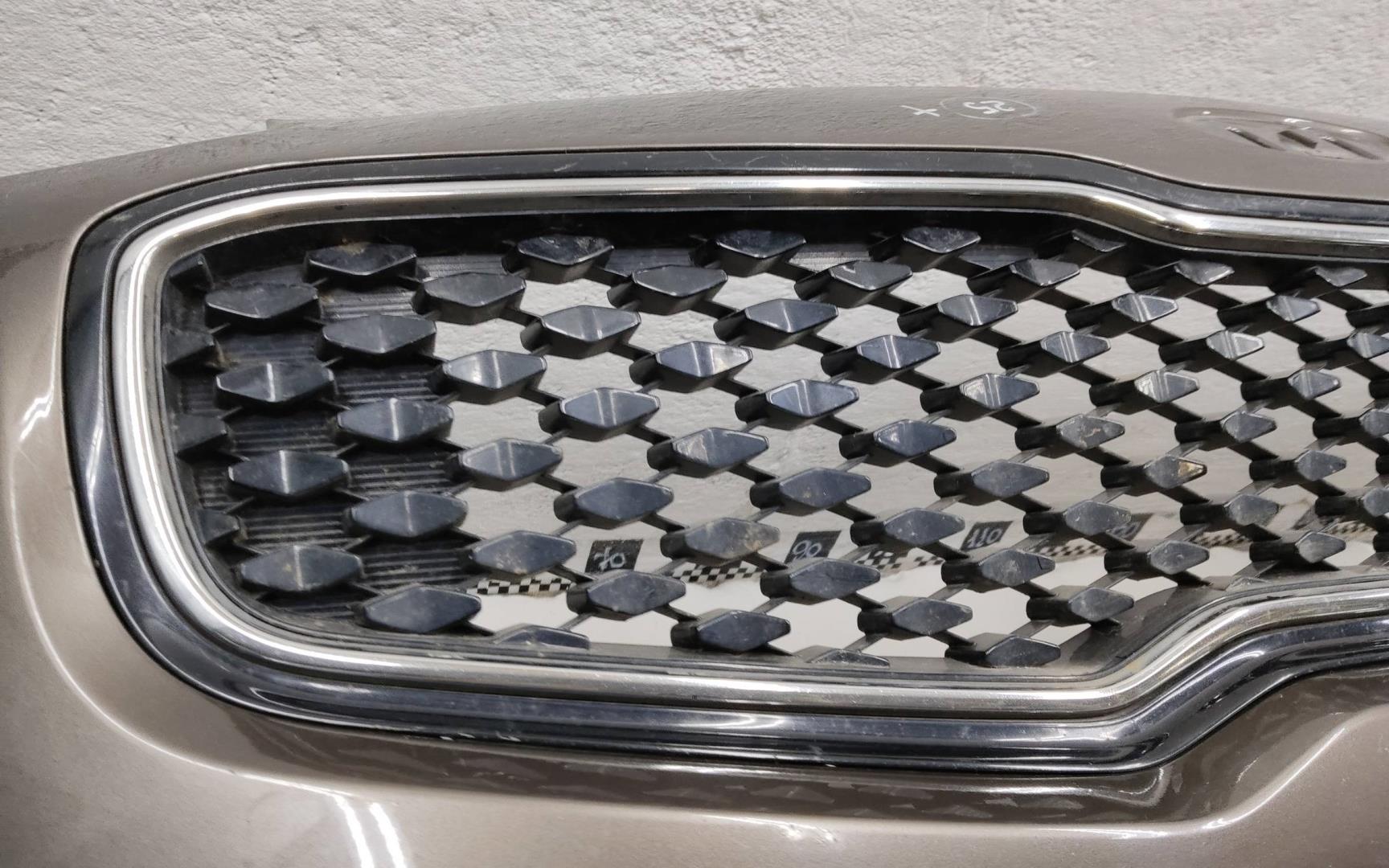 Бампер передний