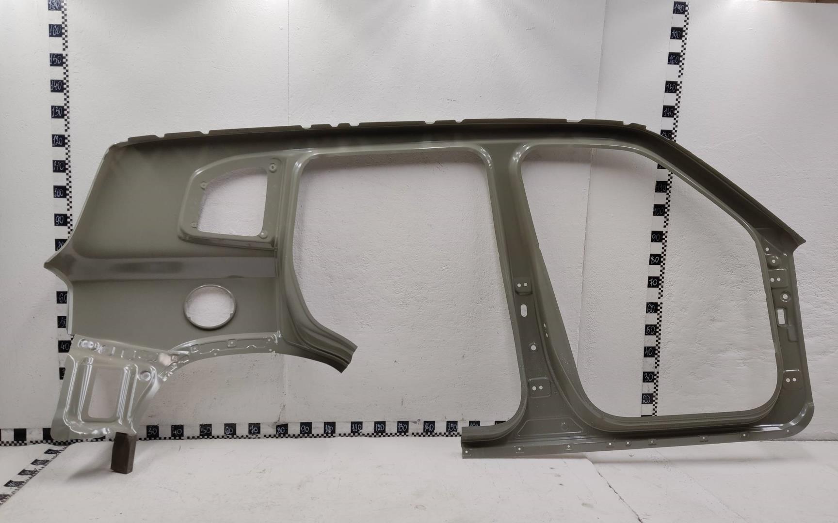 Кузовной элемент