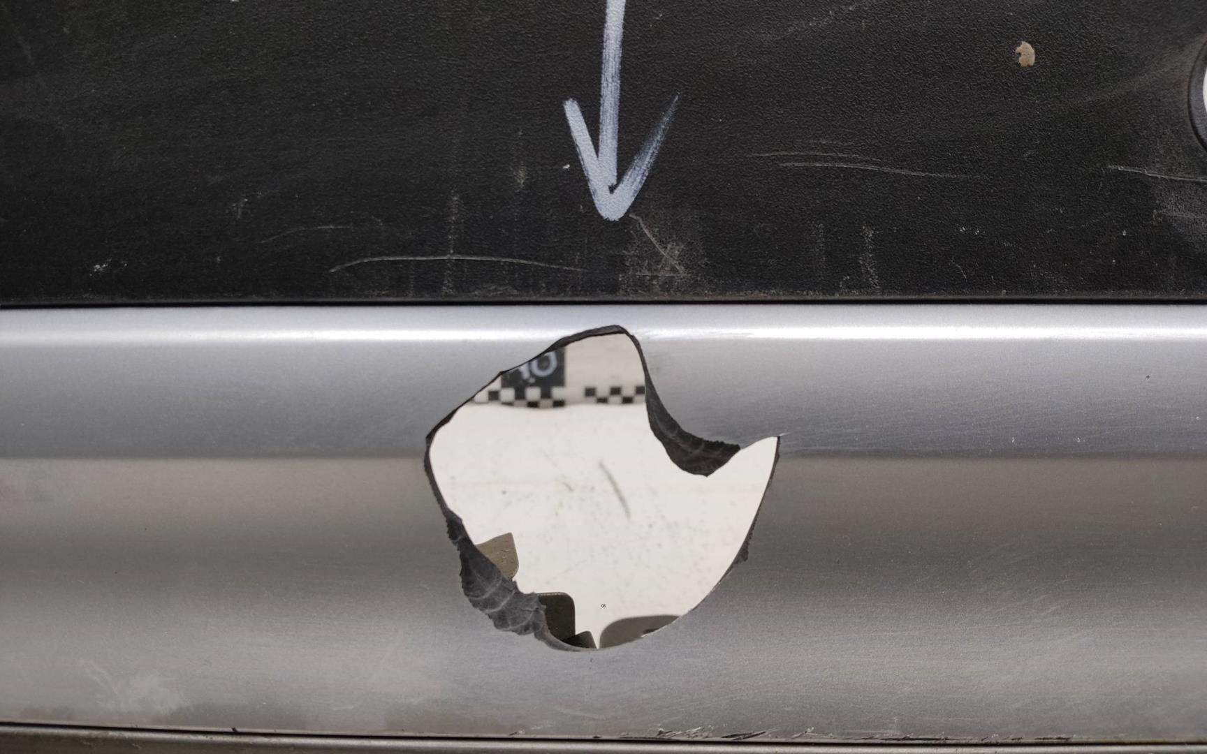 Бампер задний