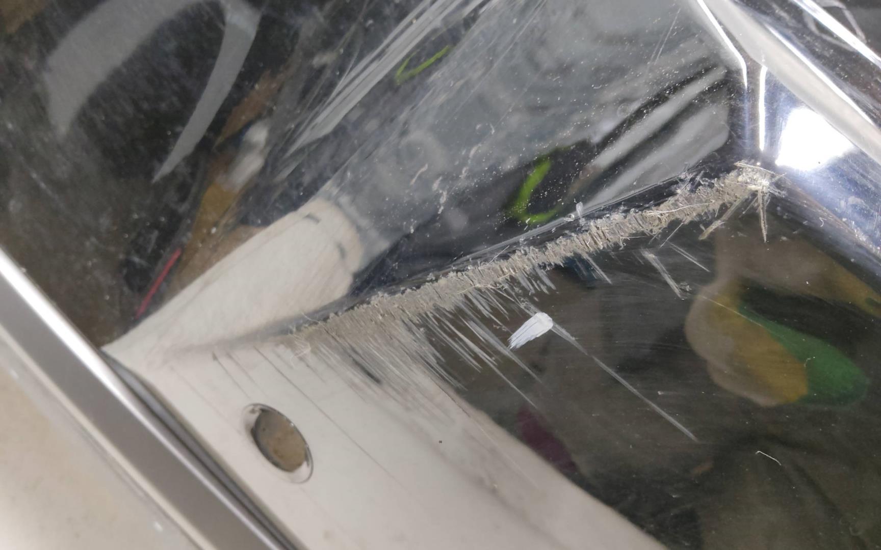 Бампер задний