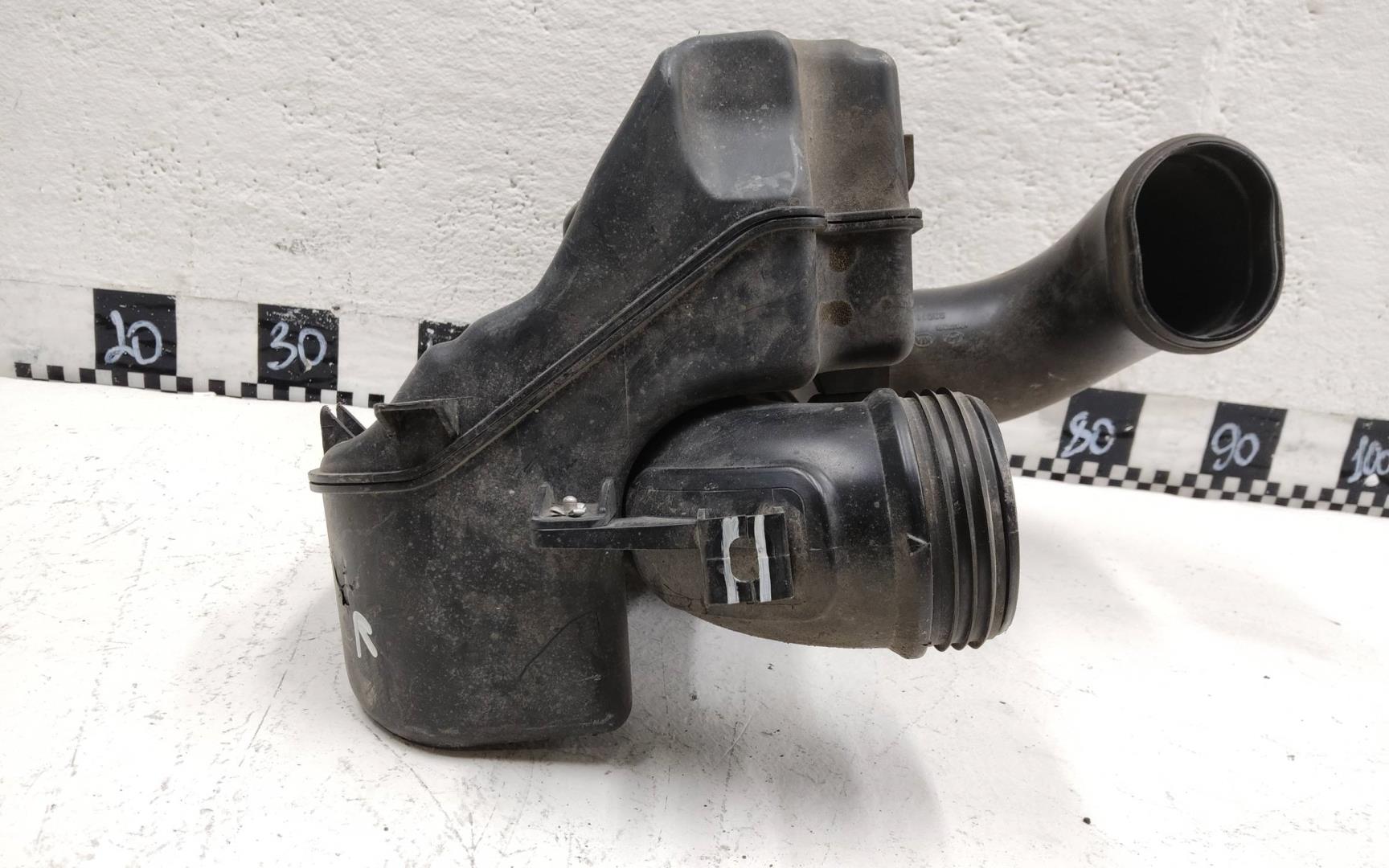 Резонатор воздушного фильтра