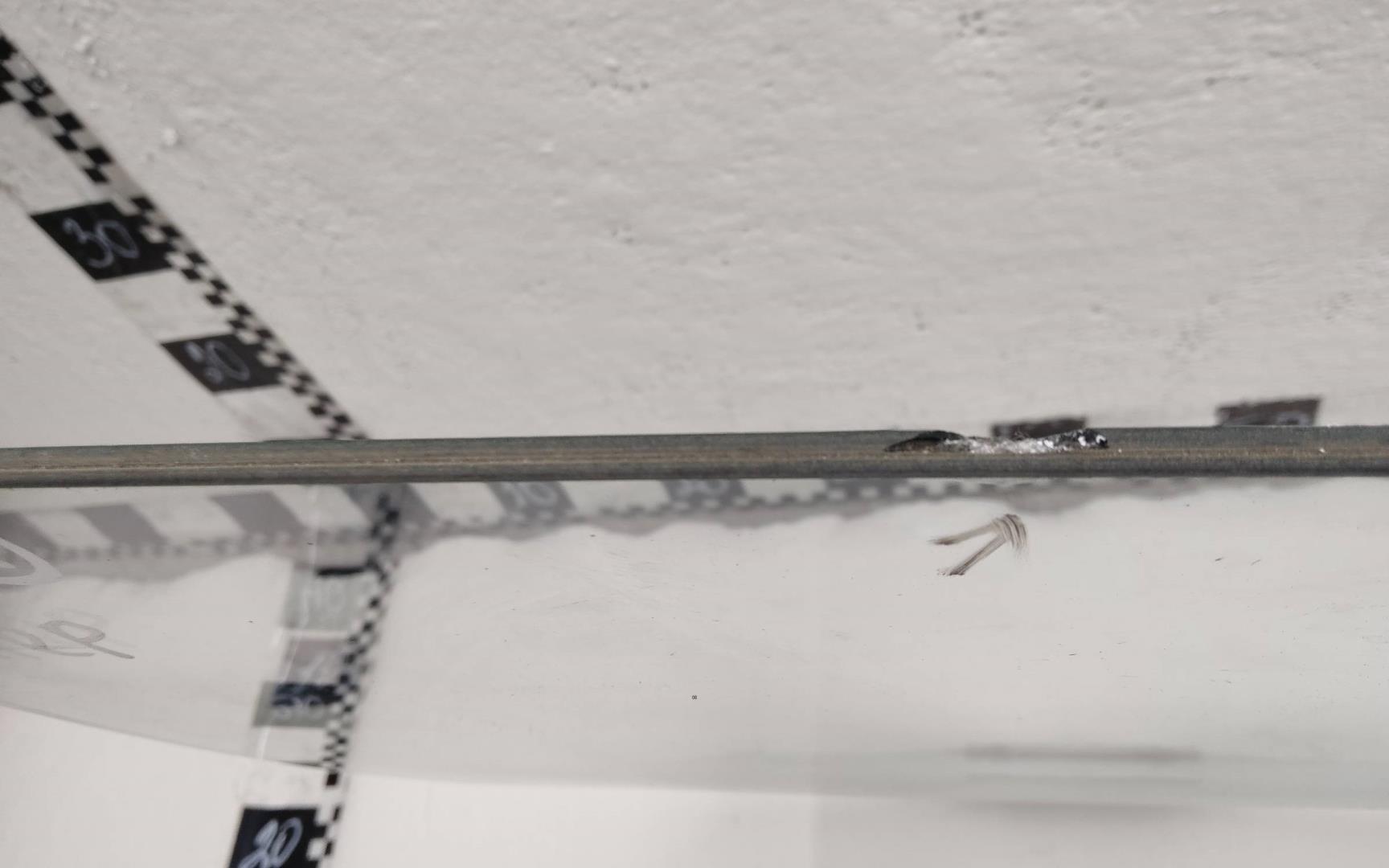 Стекло двери передней правой