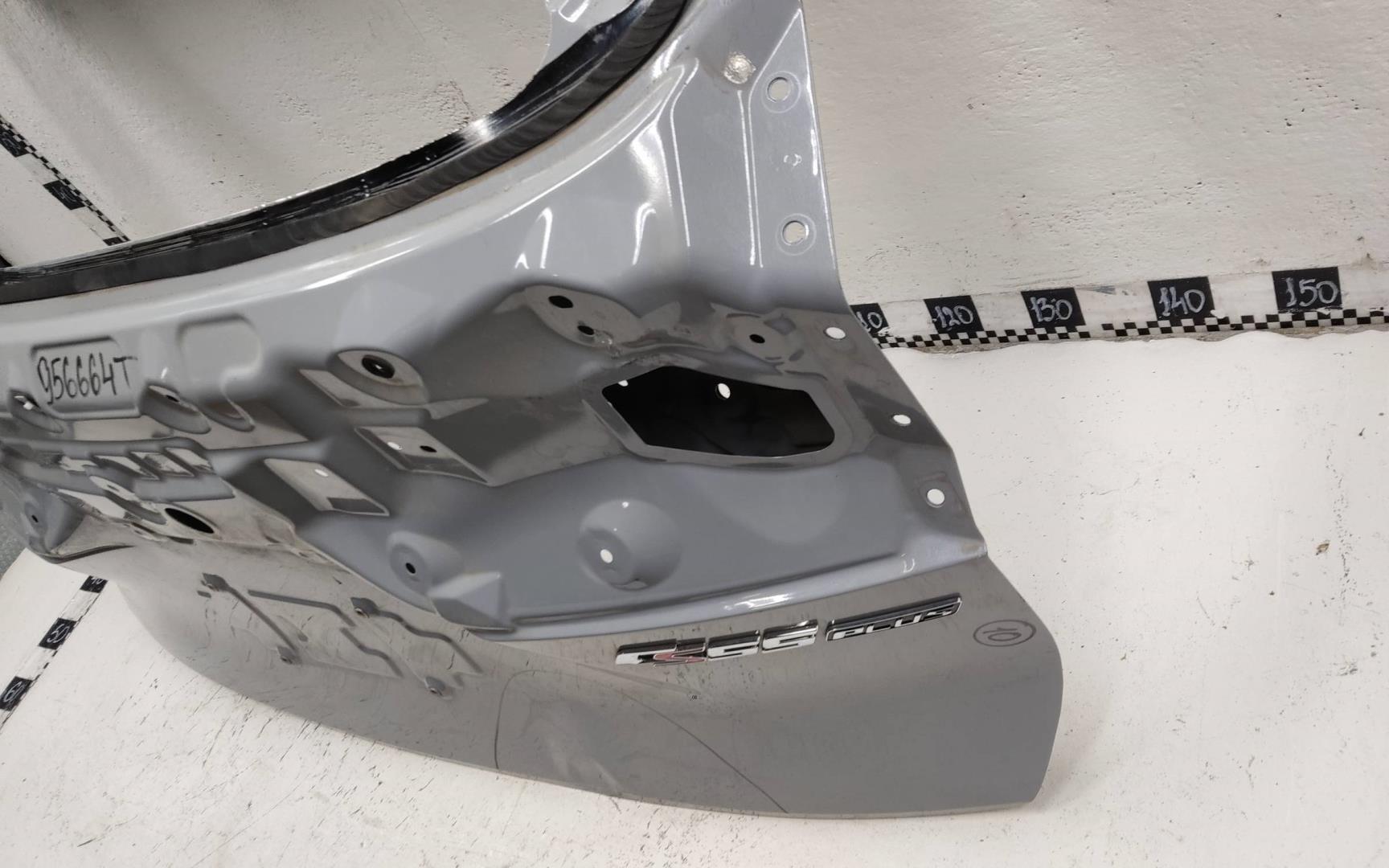 Крышка багажника