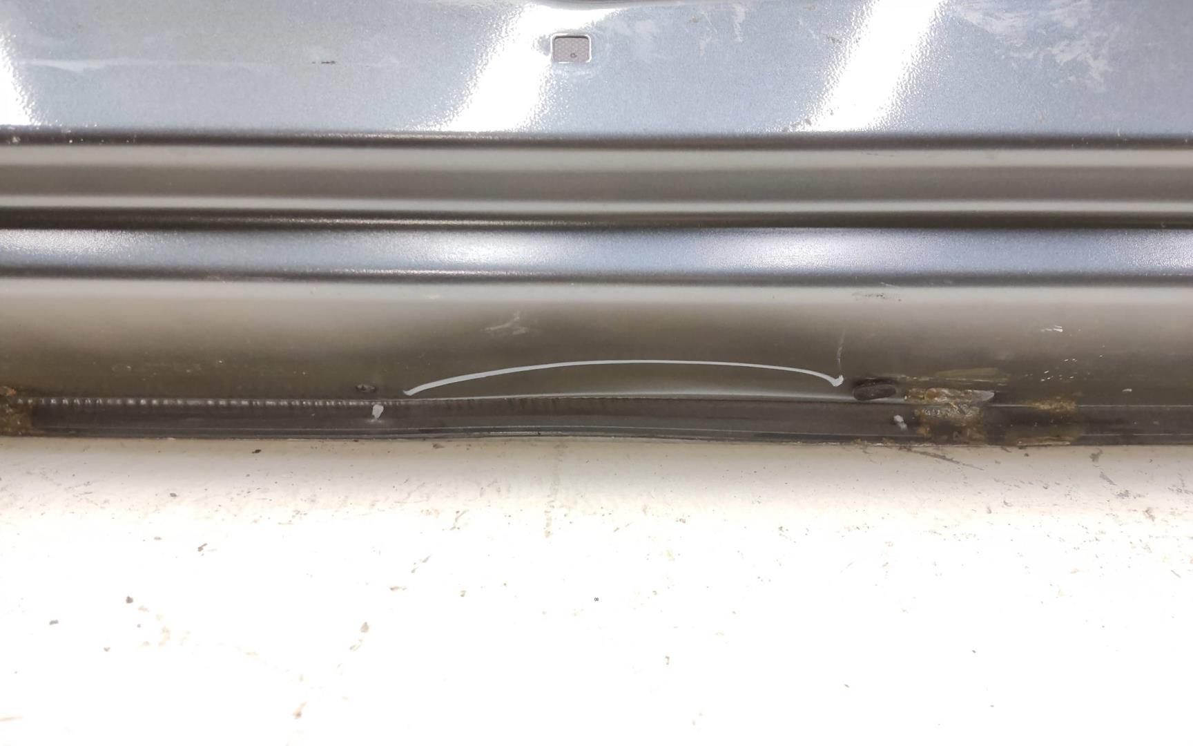 Дверь передняя левая