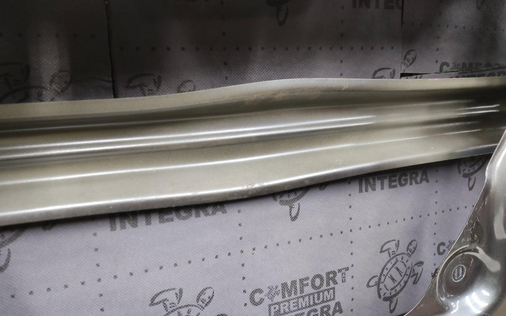 Дверь передняя левая