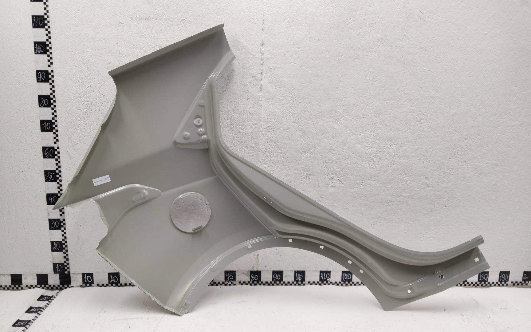 Крыло заднее левое