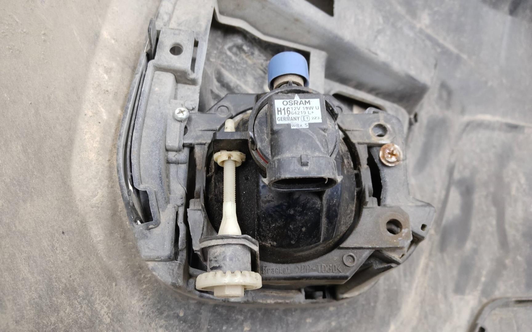 Бампер передний