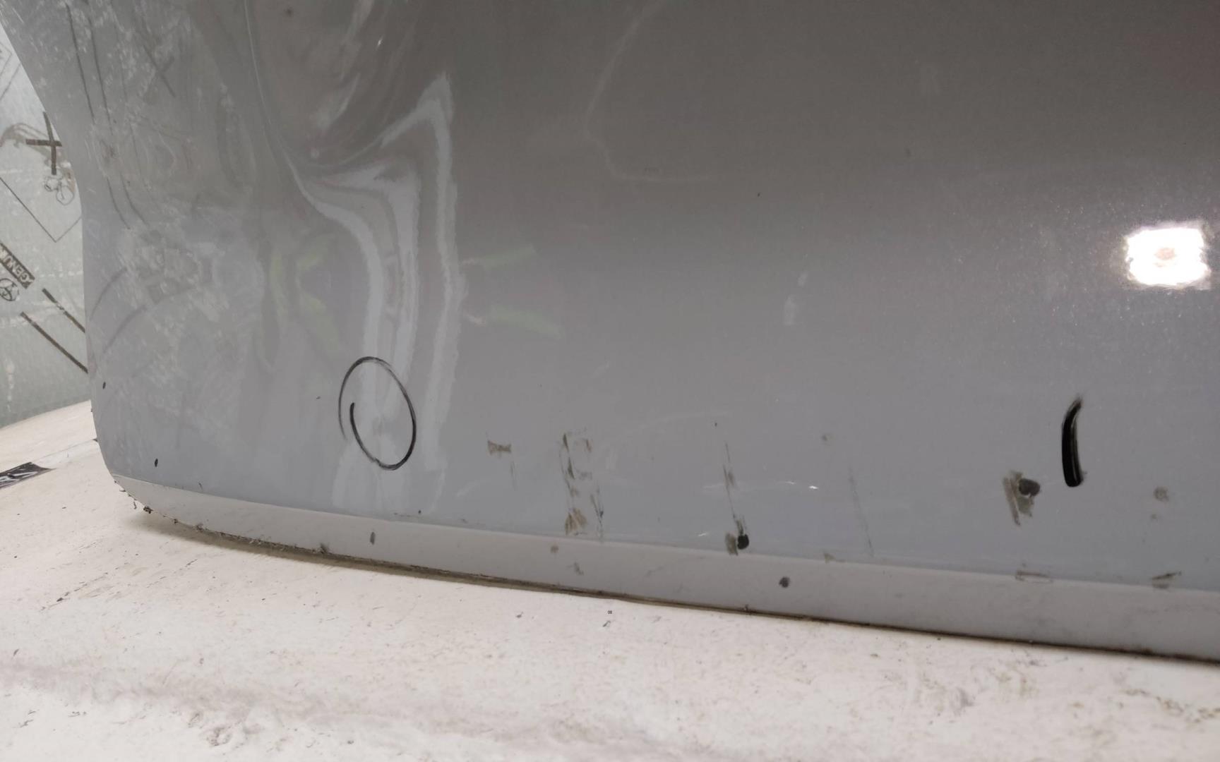 Стекло двери багажника