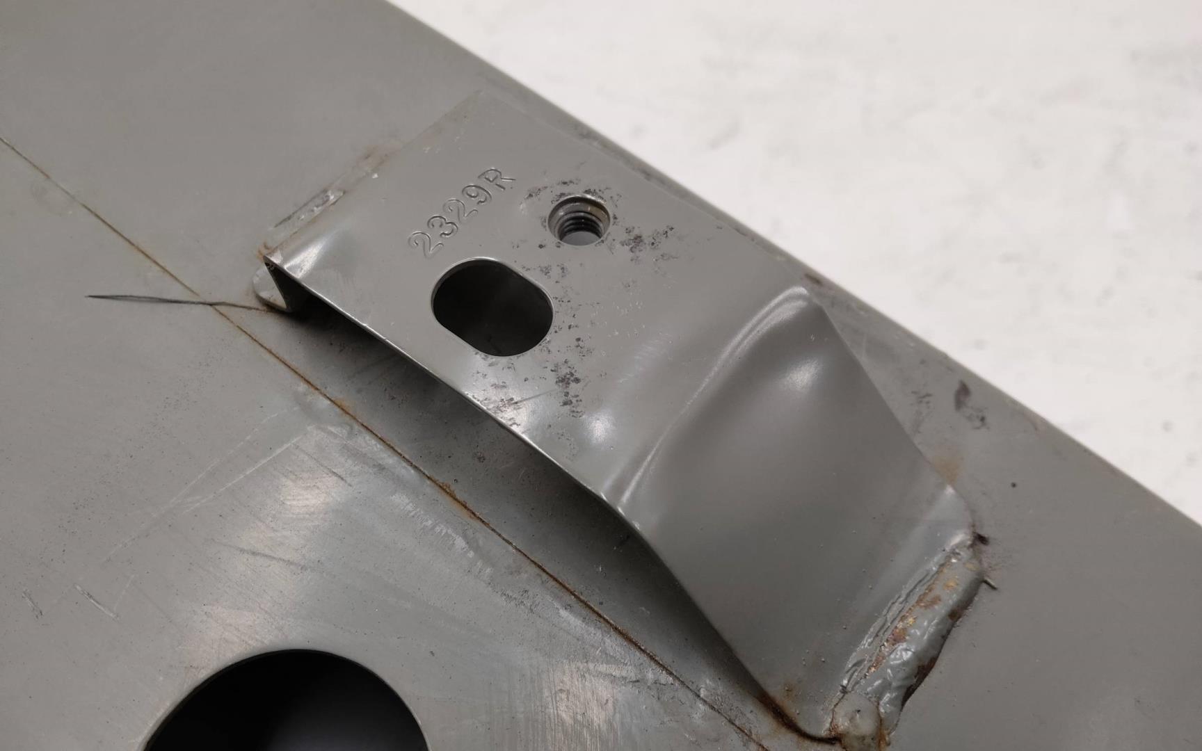 Усилитель переднего бампера