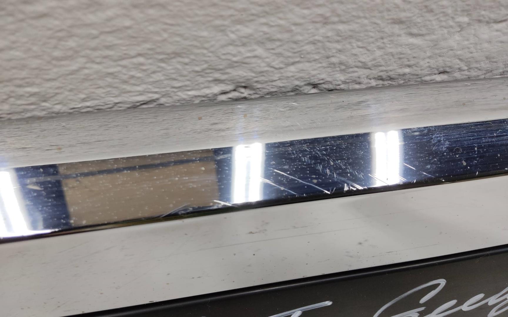 Накладка двери задней правой