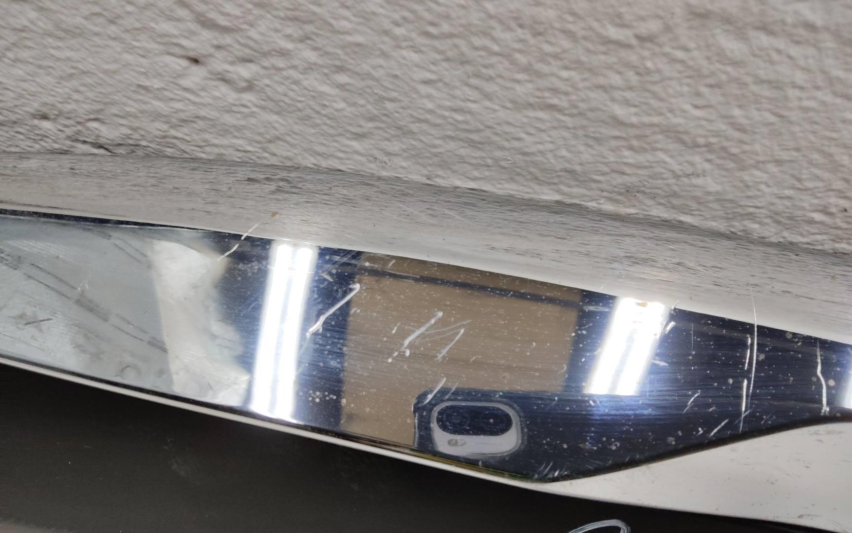 Накладка двери задней правой