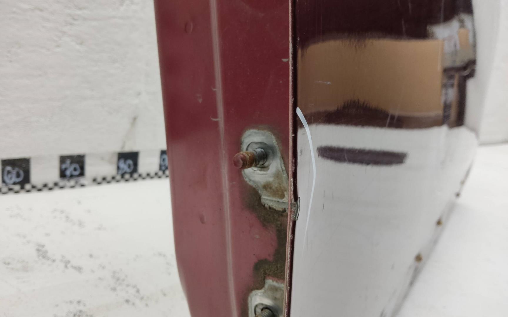 Дверь передняя левая