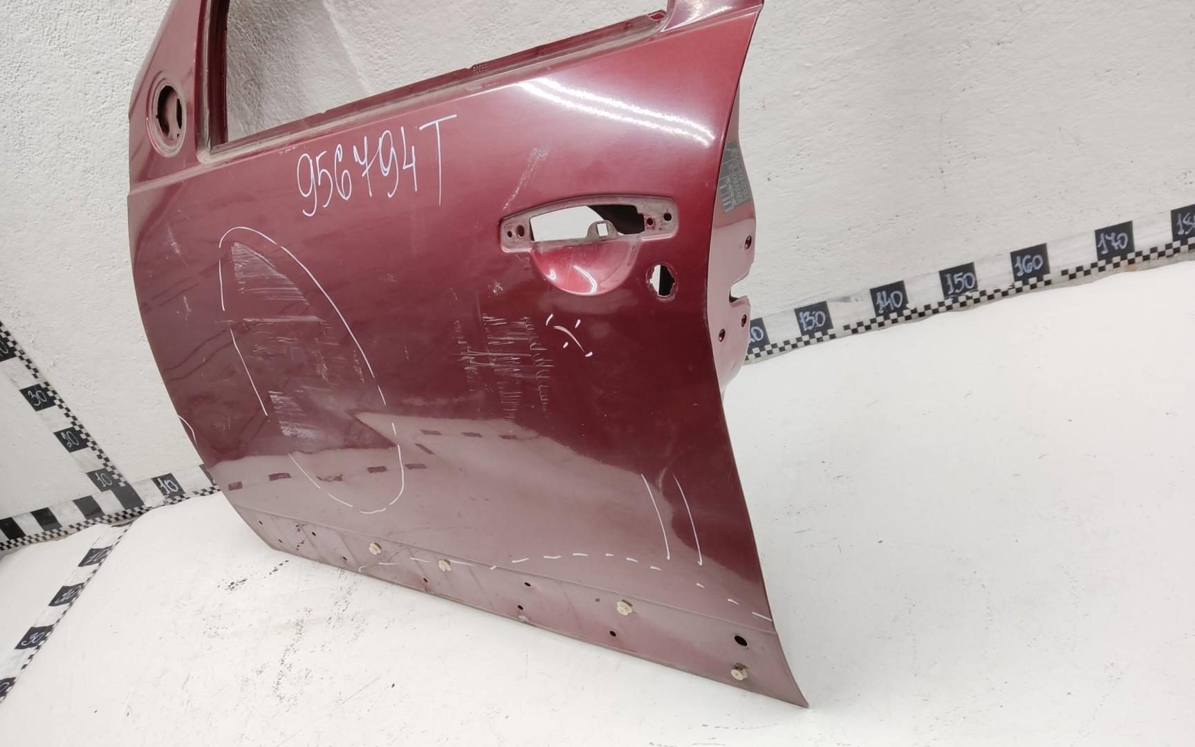 Дверь передняя левая