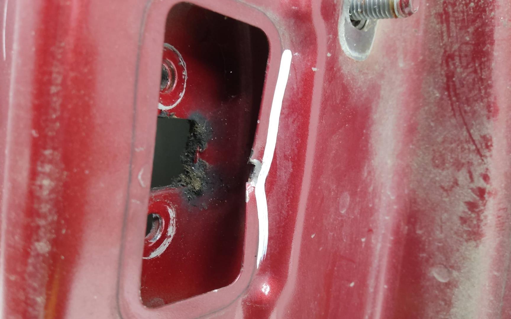 Дверь передняя левая