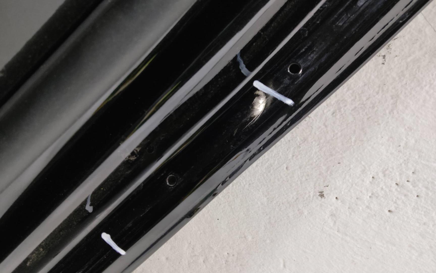 Дверь задняя правая