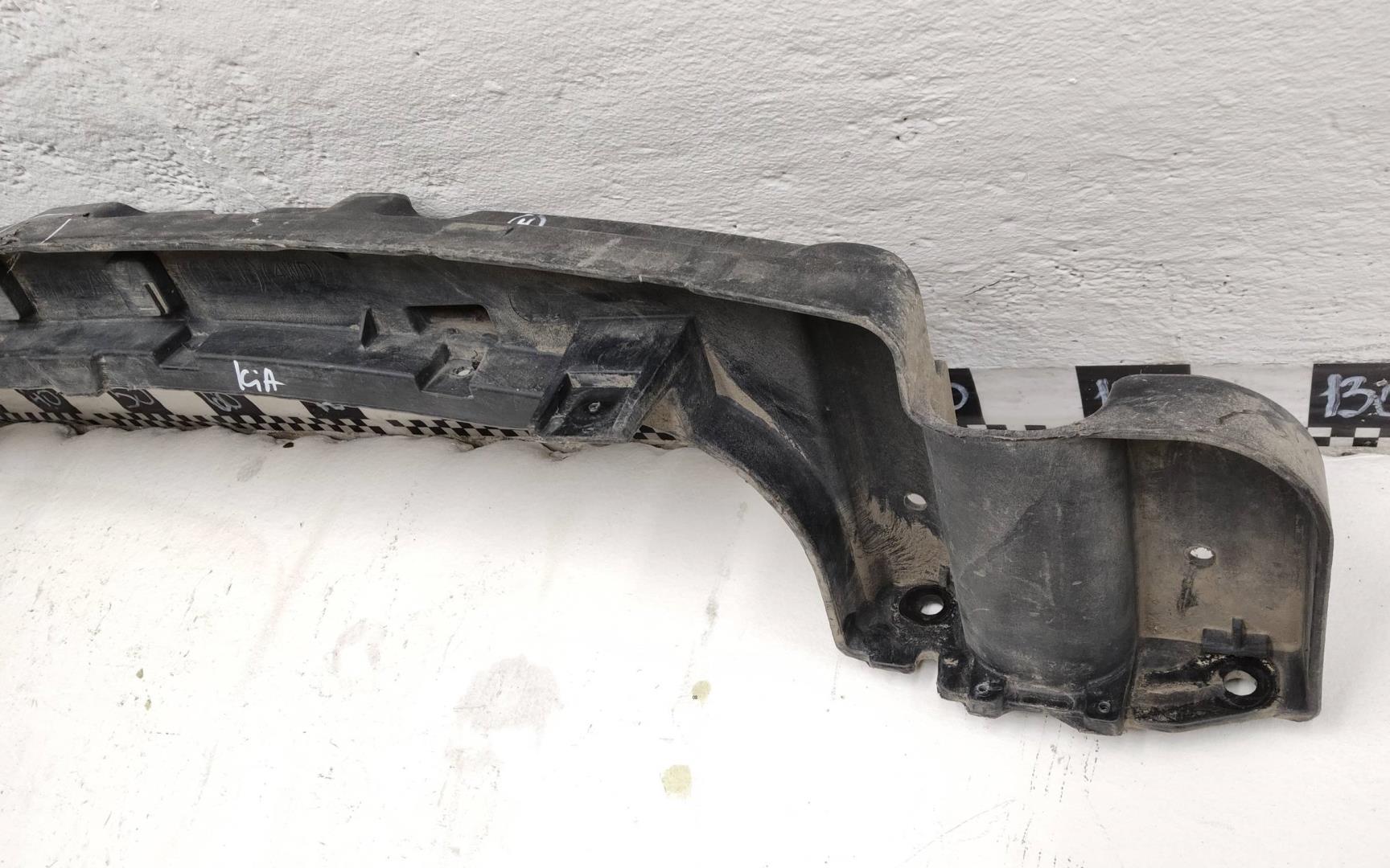 Усилитель заднего бампера