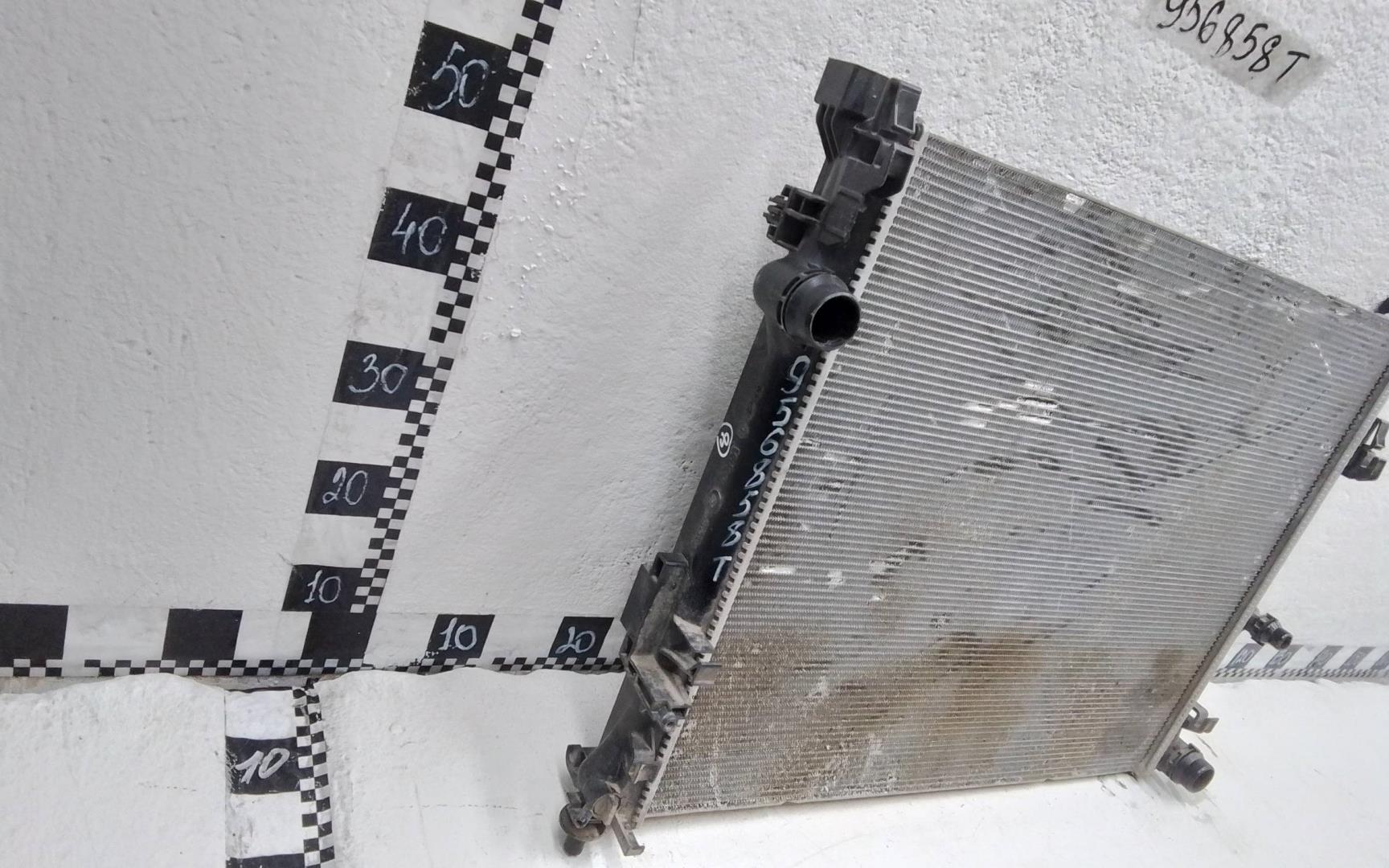 Радиатор охлаждения двигателя основной