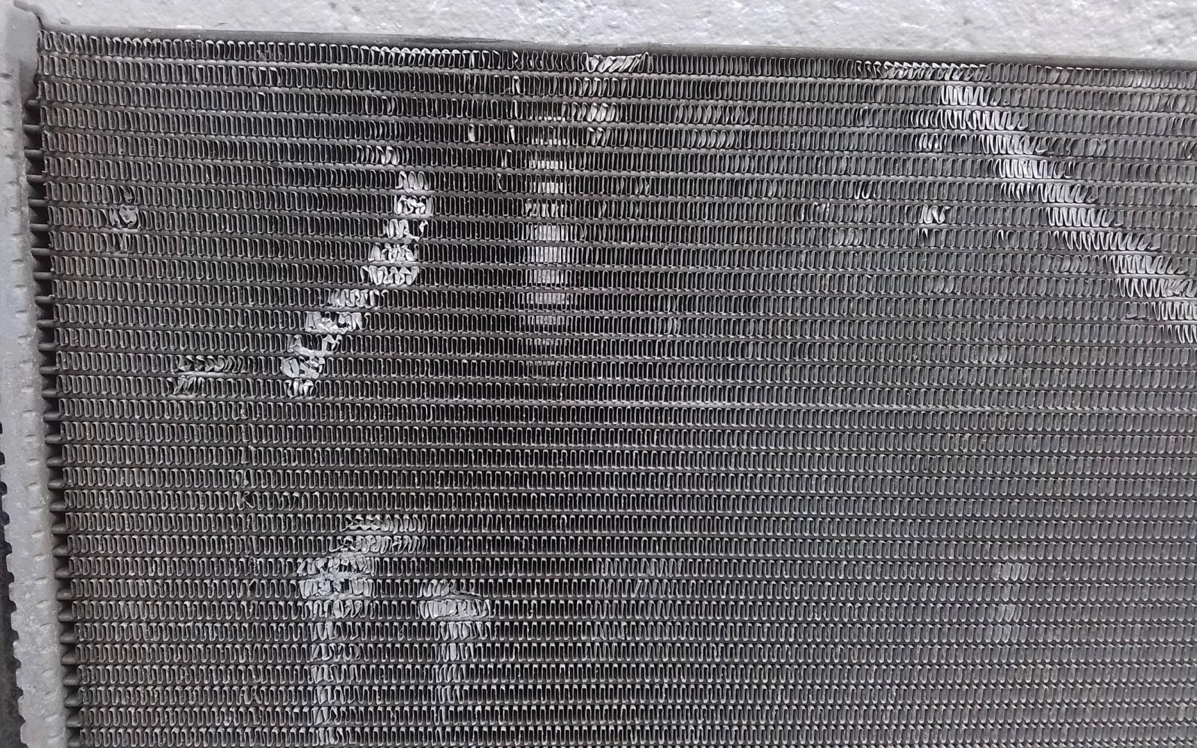 Радиатор охлаждения двигателя основной