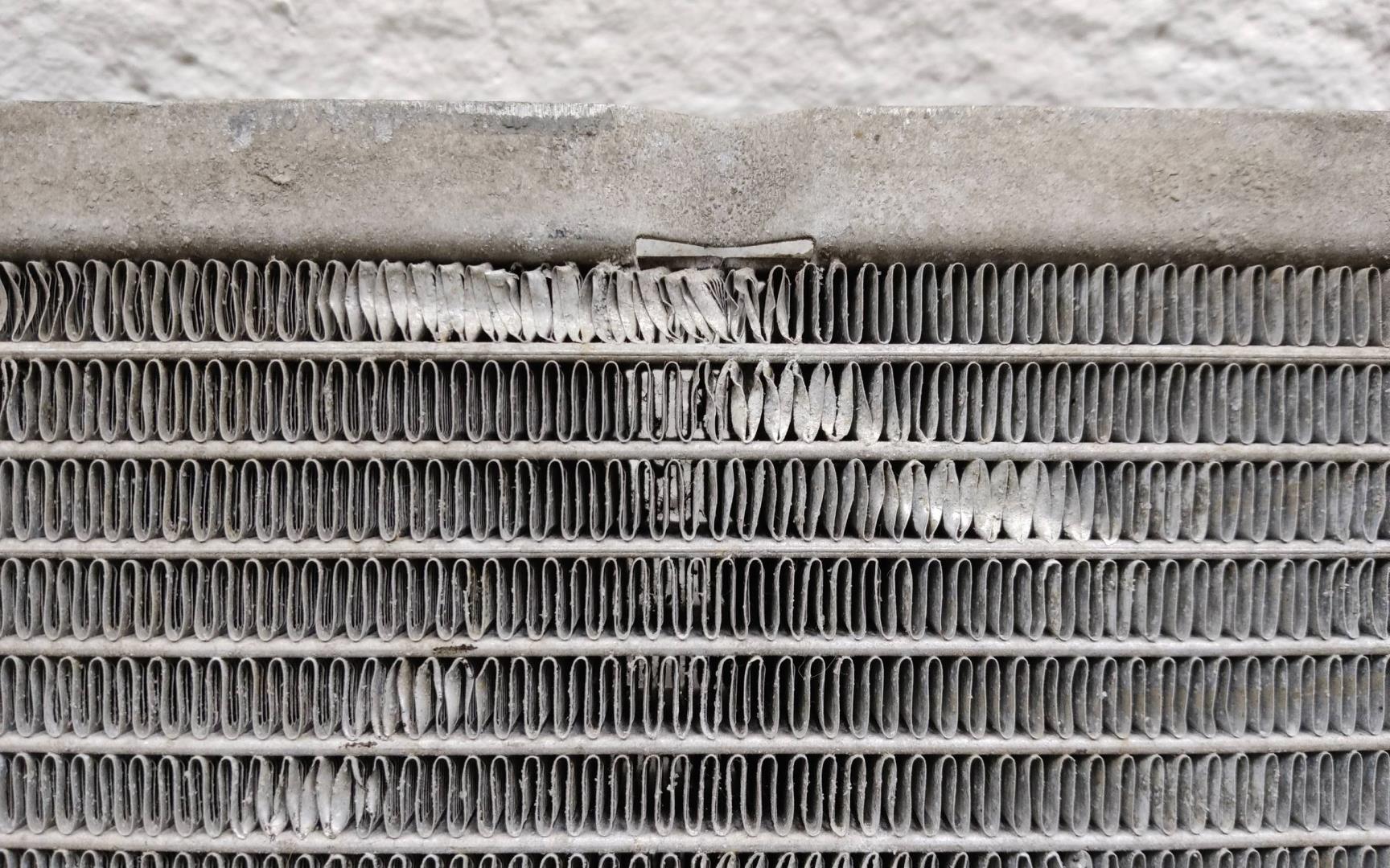 Радиатор охлаждения двигателя основной