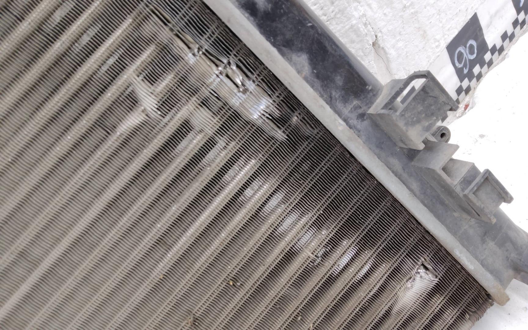 Радиатор охлаждения двигателя основной