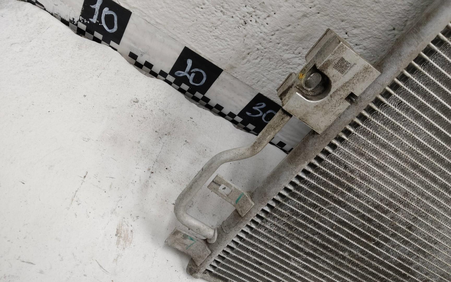 Радиатор кондиционера / конденсер