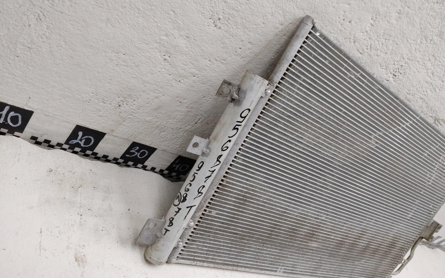 Радиатор кондиционера / конденсер