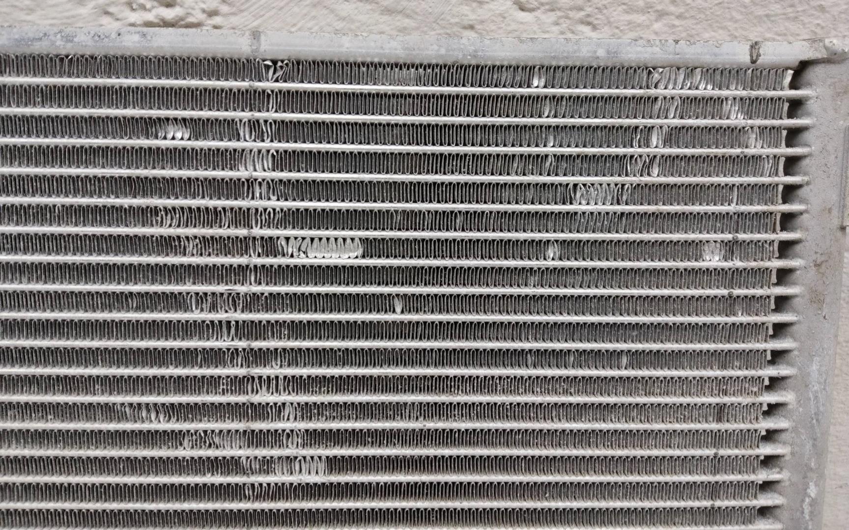 Радиатор кондиционера / конденсер