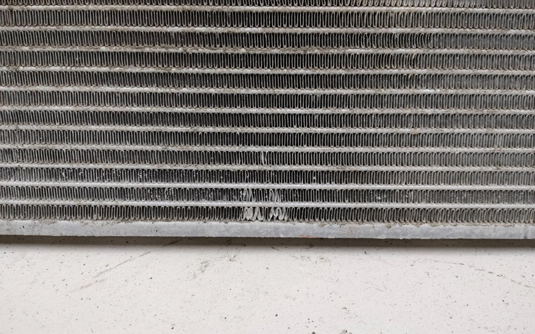 Радиатор кондиционера / конденсер