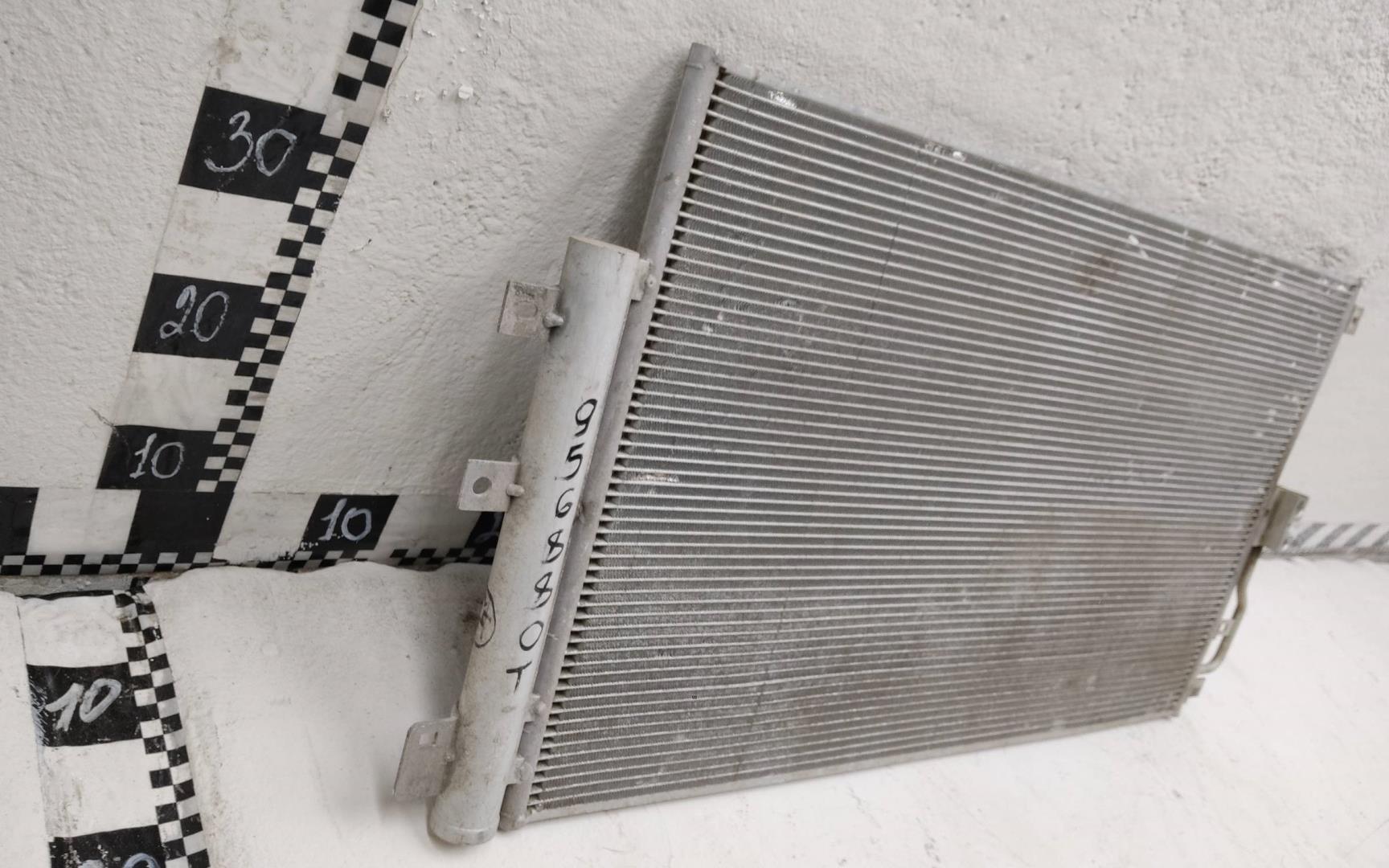 Радиатор кондиционера / конденсер