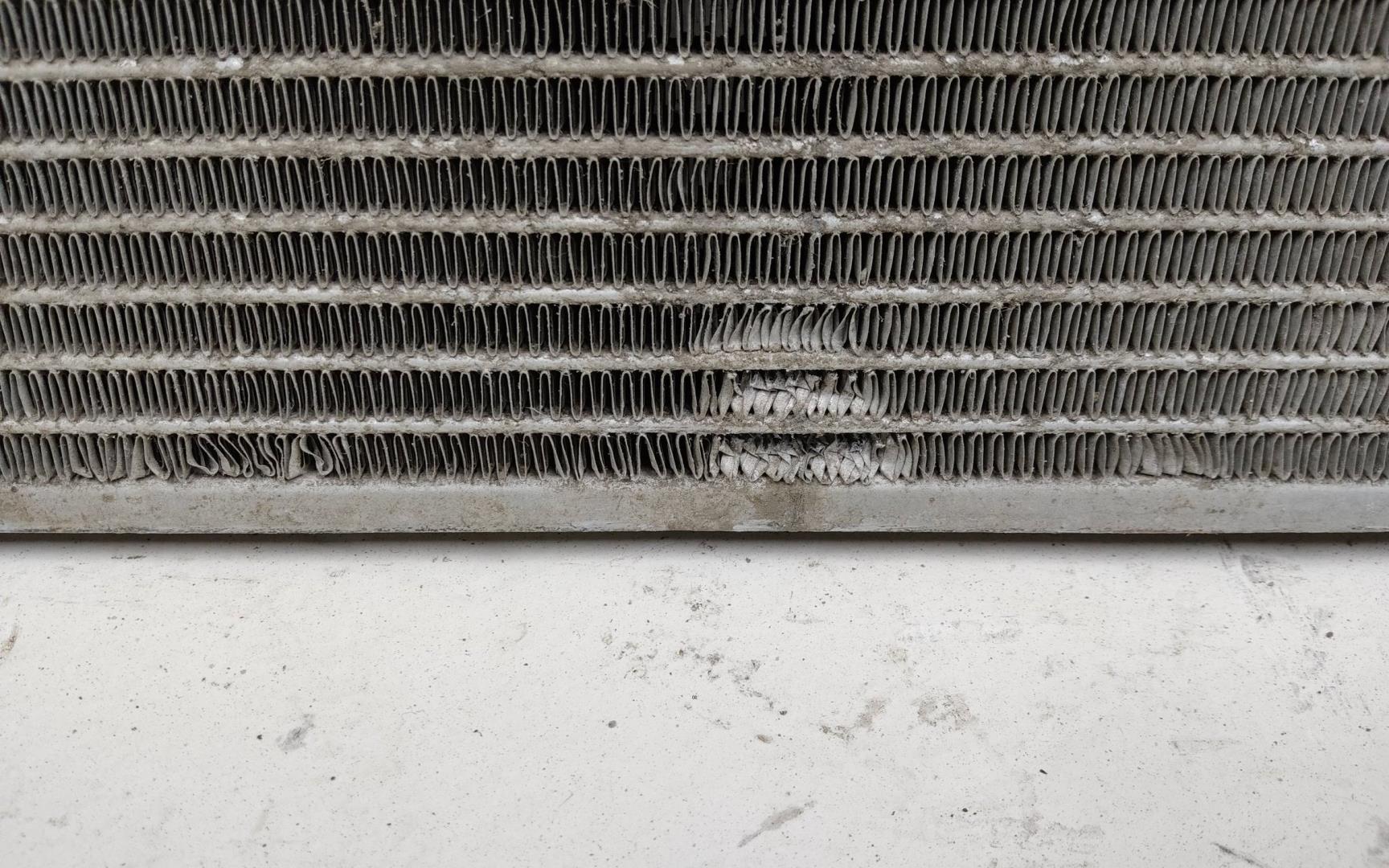 Радиатор кондиционера / конденсер