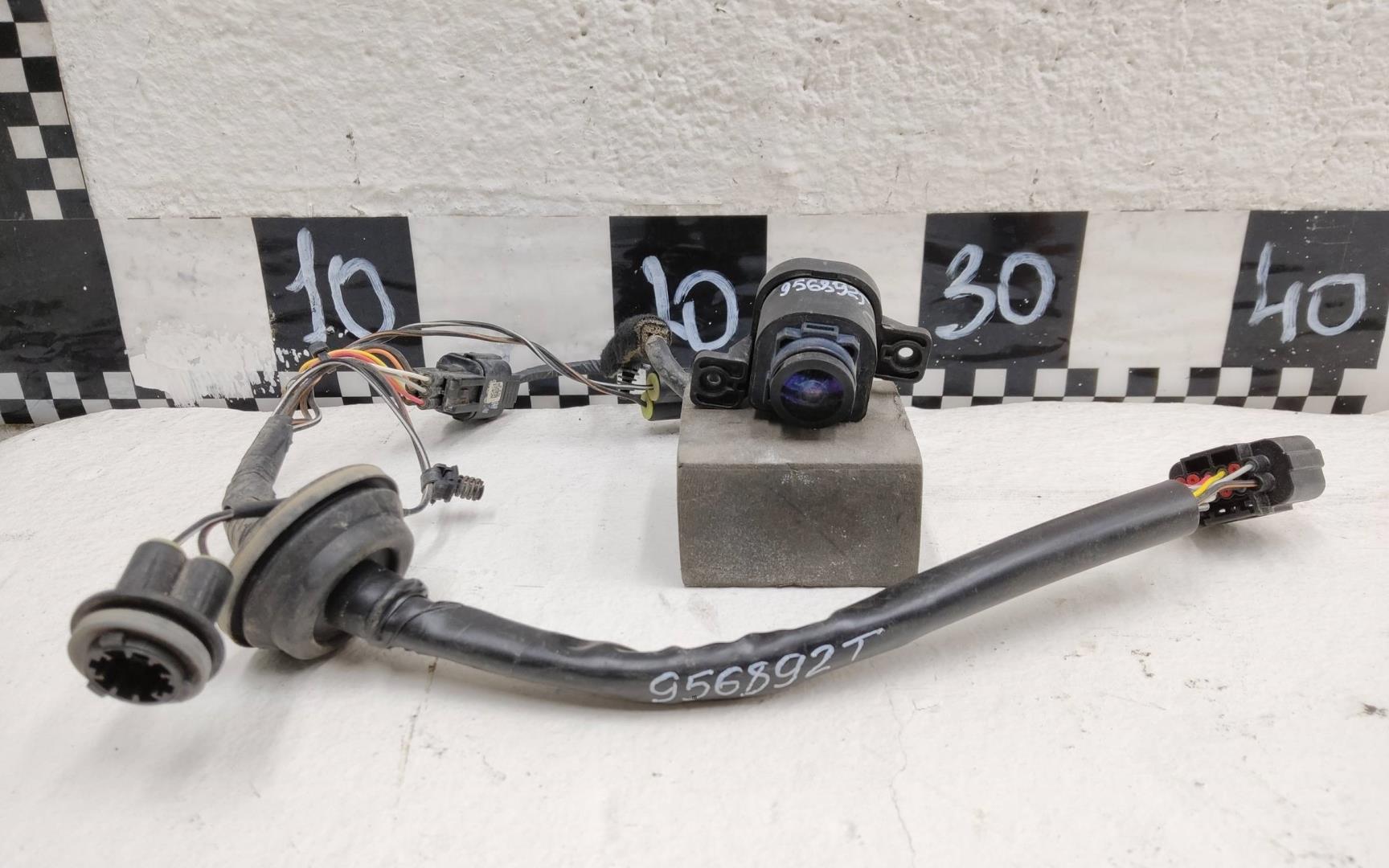 Камера заднего вида