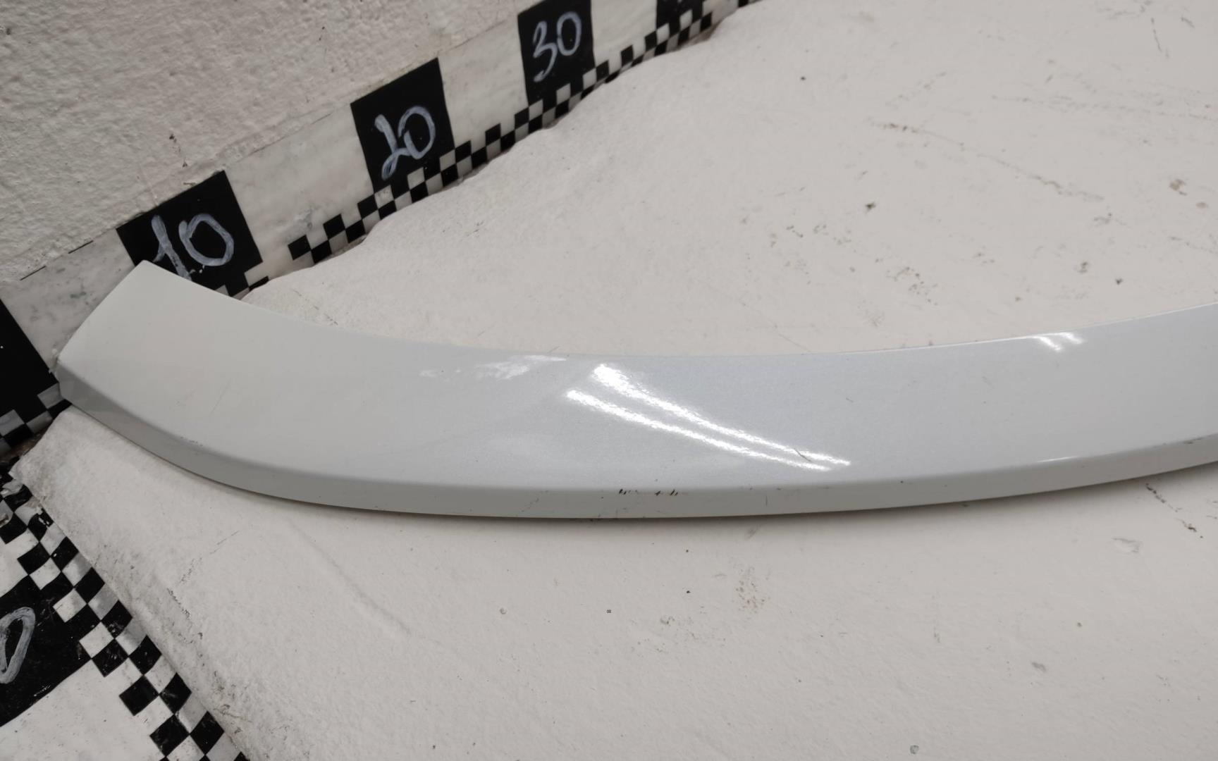 Накладка переднего бампера