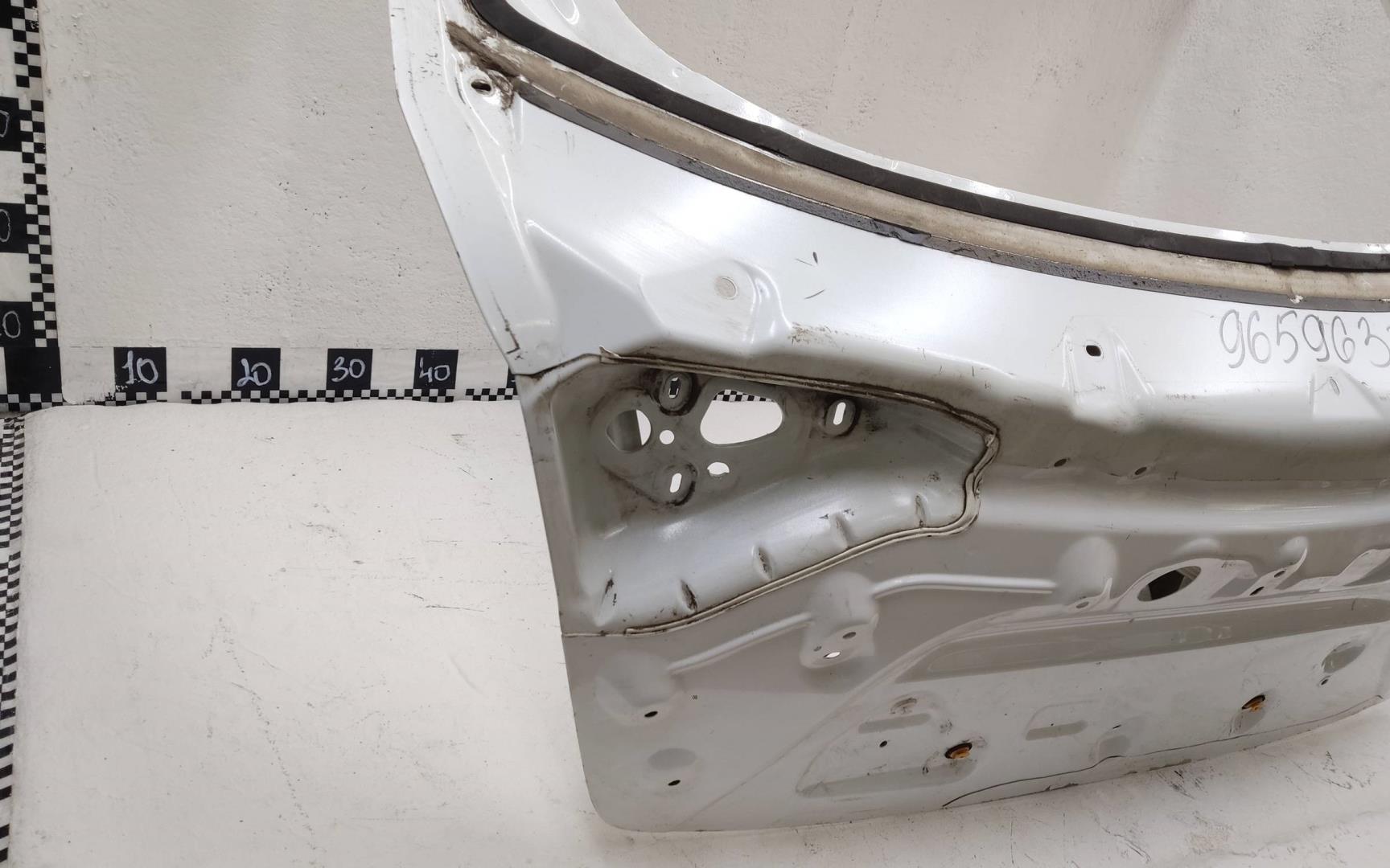 Крышка багажника