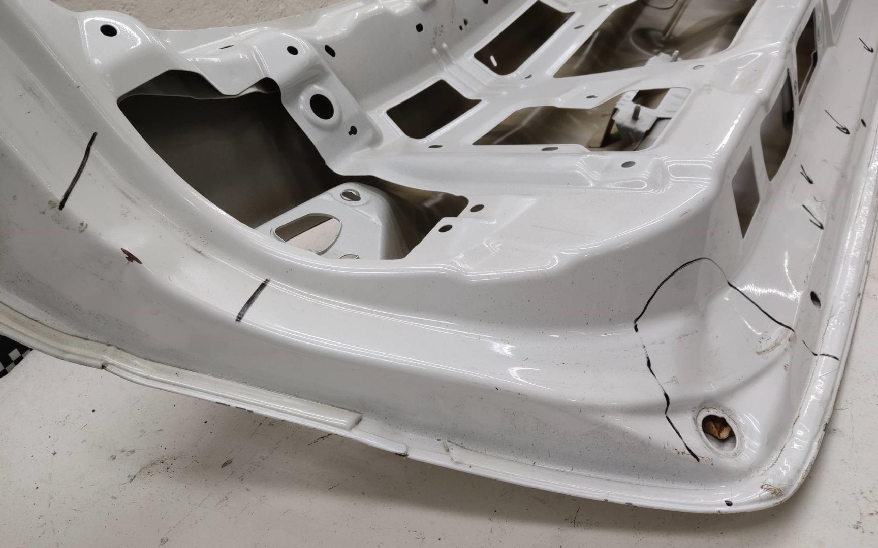 Крышка багажника