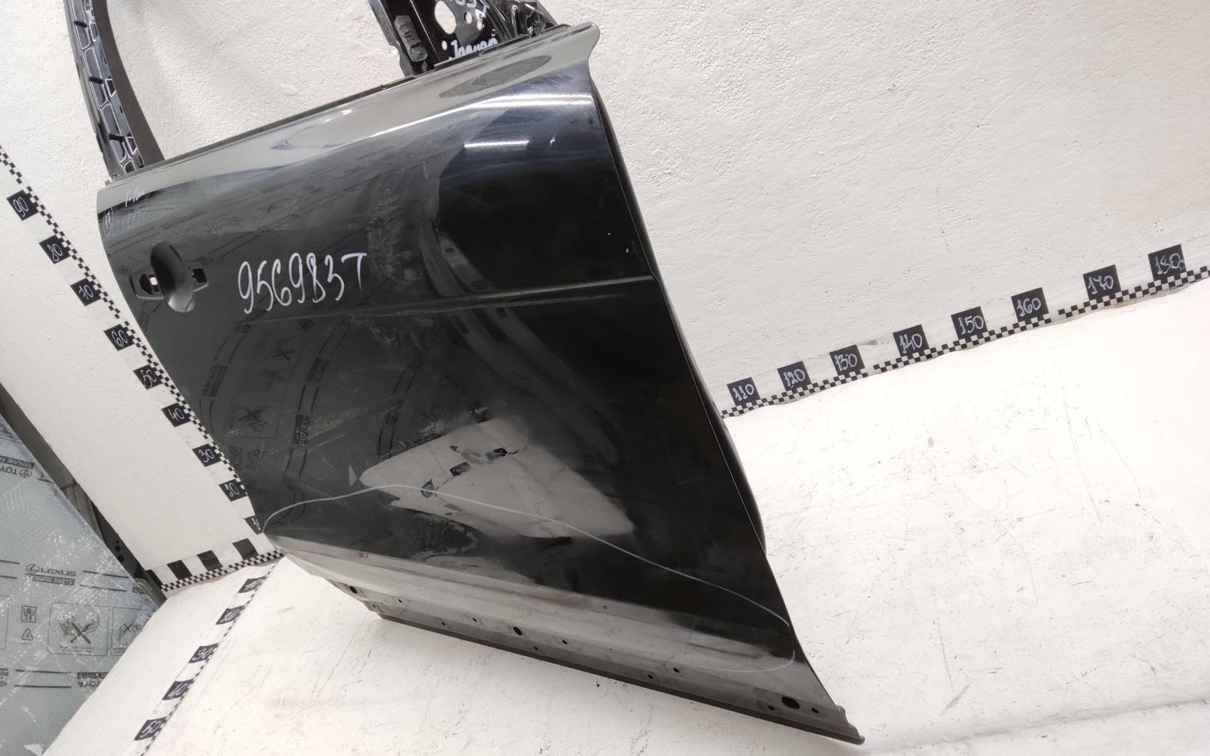 Дверь передняя правая