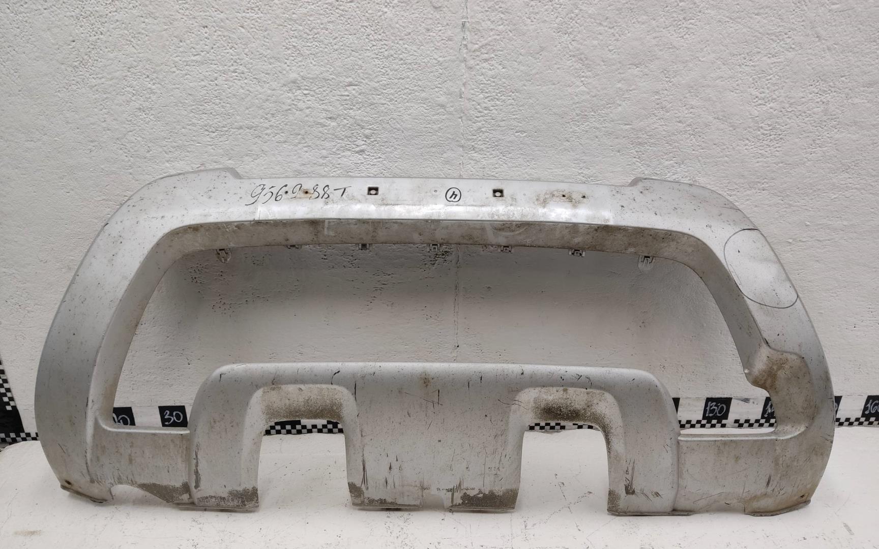 Накладка переднего бампера