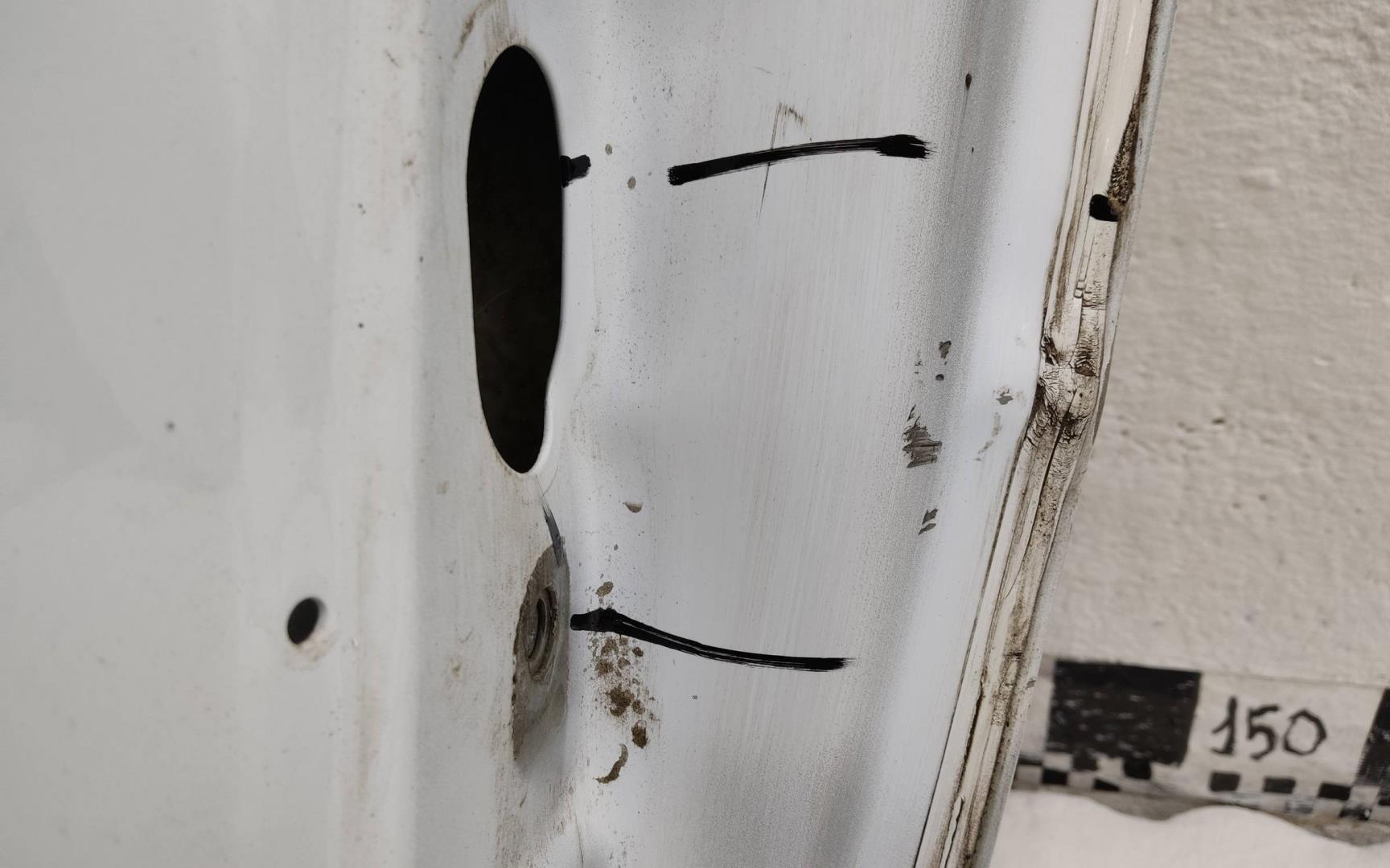 Дверь передняя левая