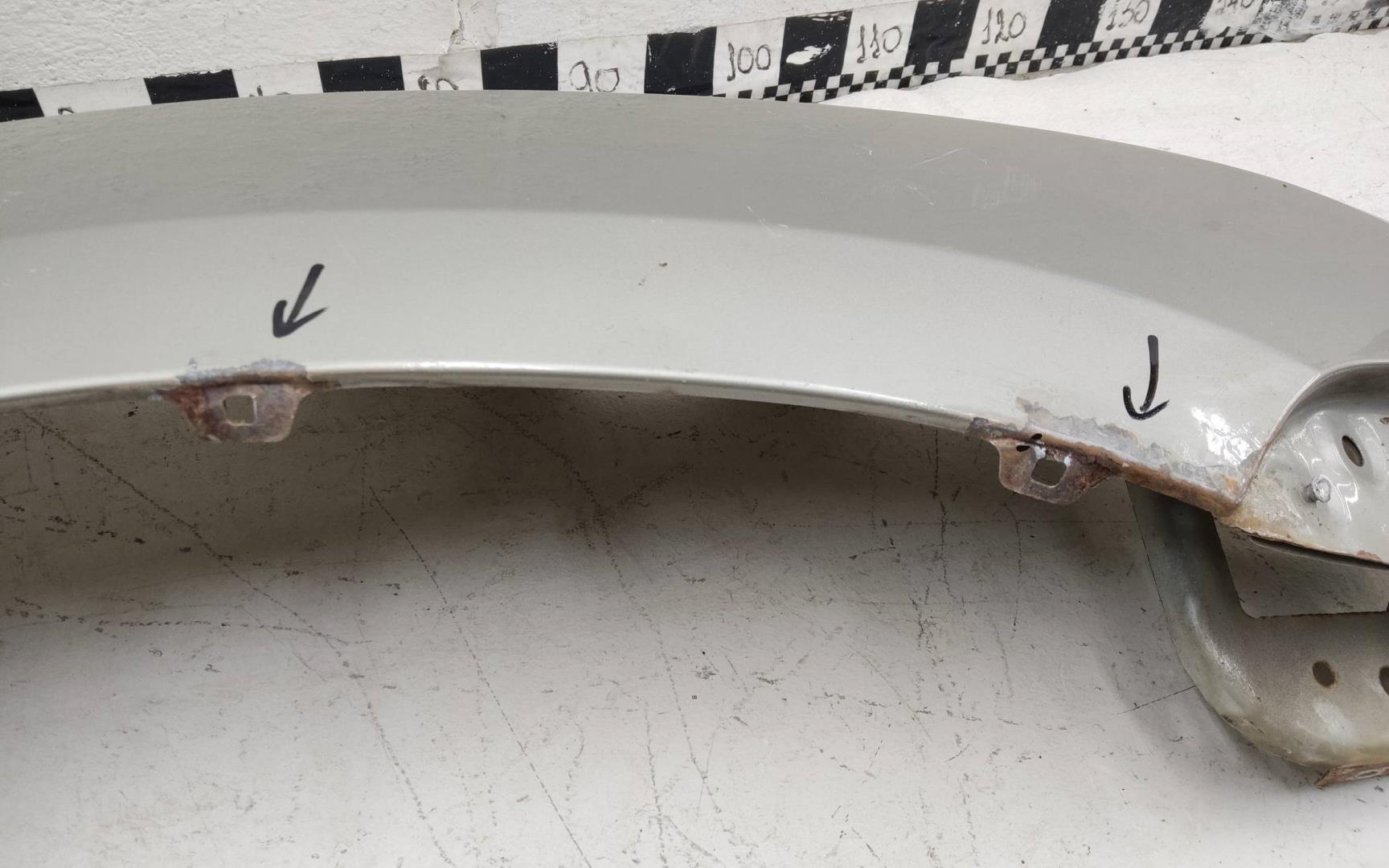 Крыло переднее правое