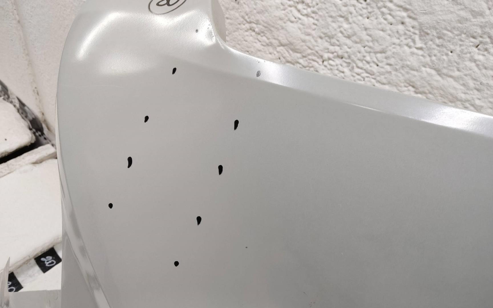 Кузовной элемент